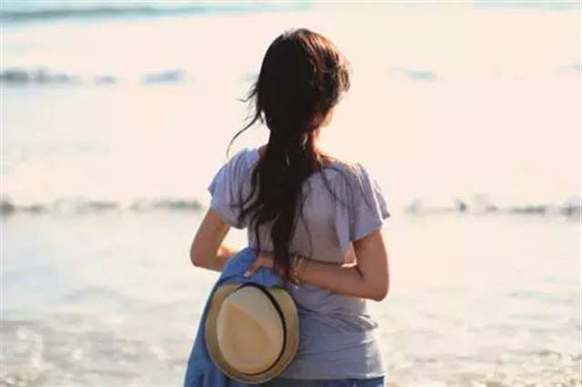 伤感一个人图片大全