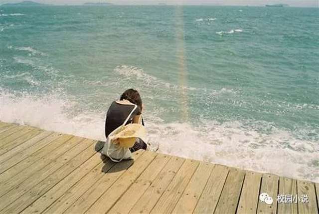 伤感唯美意境女生背影图片