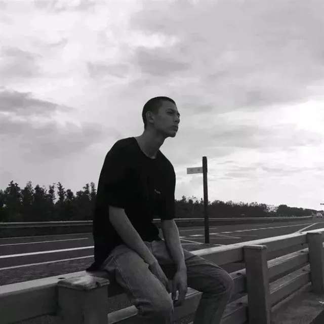 男生头像帅气冷酷霸气背影