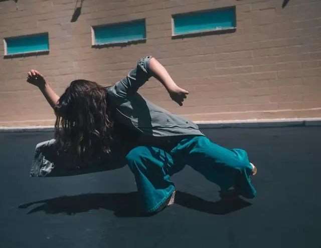 每个人的时间都很宝贵，完全没必要让坏情绪去消耗你的人生