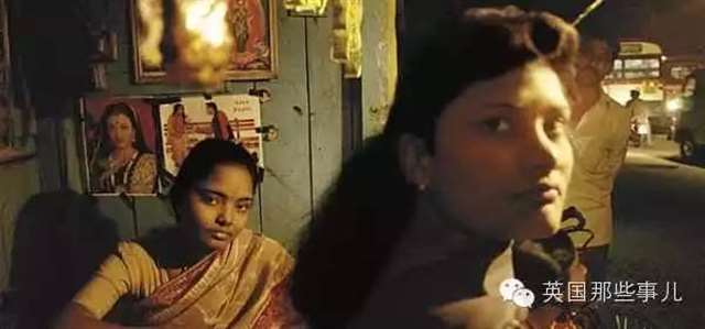 印度女性之殇:卖淫村里的一代魔咒…那些被自己的亲人强迫卖淫的女性..