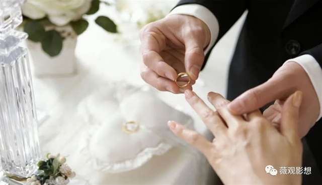 我刚升职老婆就跟我闹离婚,亲口承认背叛了我,对方还是个小年轻