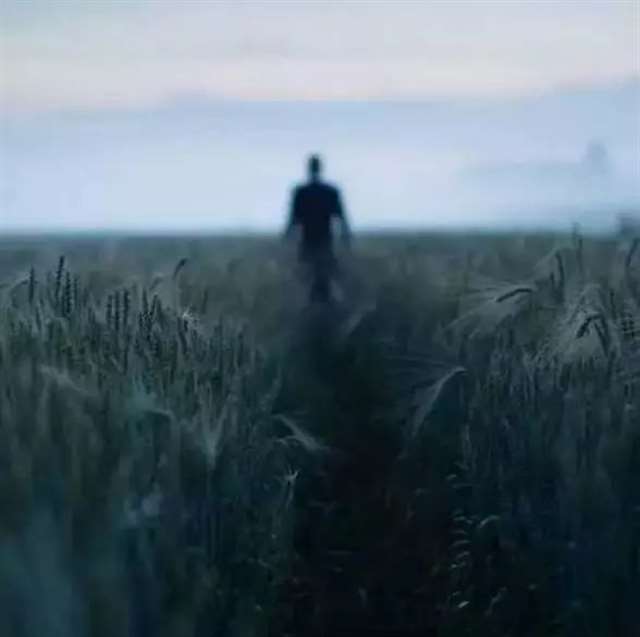 致自己:挺住   (给所有为了生活四处奔波的朋友)