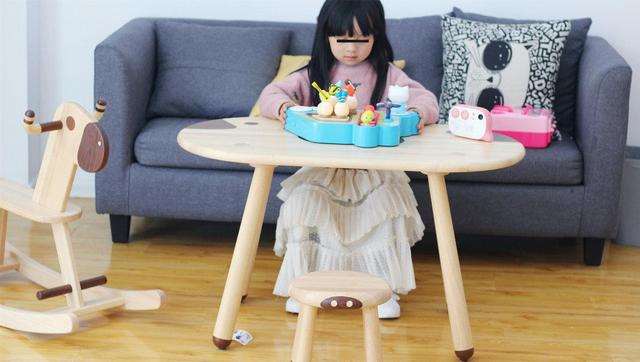 独自带两个孩子的单亲妈妈 单身妈妈带俩娃租房后续