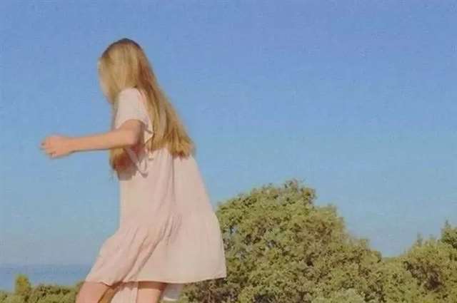 风景文案丨陪你看风景的人,比风景更温柔