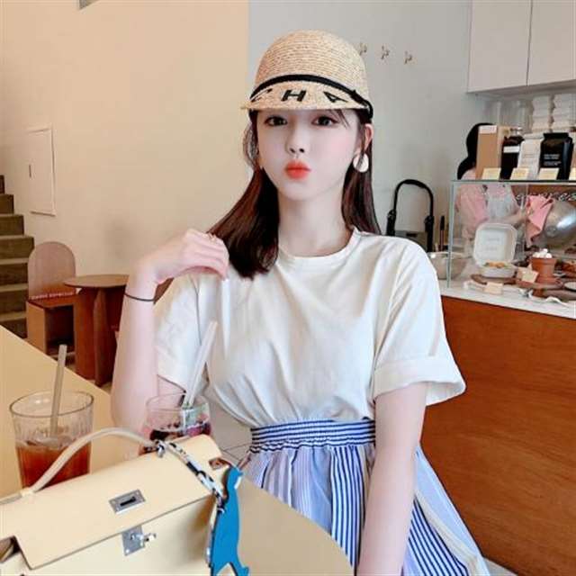  异地恋一进门就做 老阿姨嘴上说不要