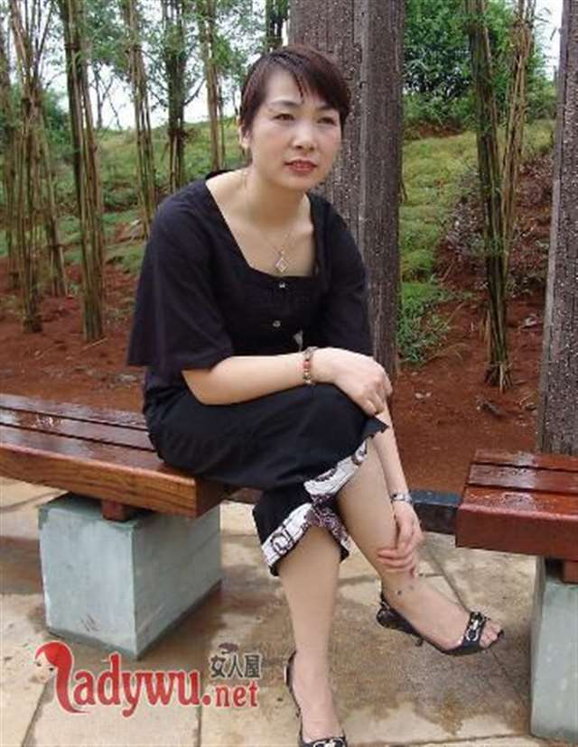 和工厂里几个少妇双飞 车间女工赵晓卉