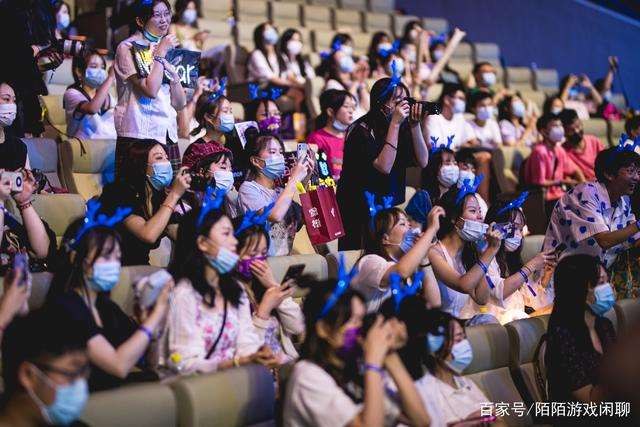 想上谁就上谁 主人想怎么玩就怎么玩