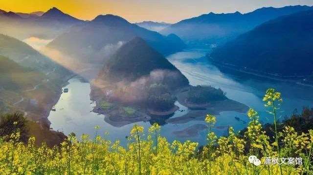 有哪些简而不素的句子让你一笑而过?