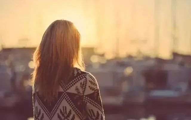 虚伪的人用嘴,真诚的人用心!