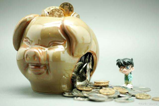 领导经常喊我去办公室做事 坐在办公椅上悄悄做的运动