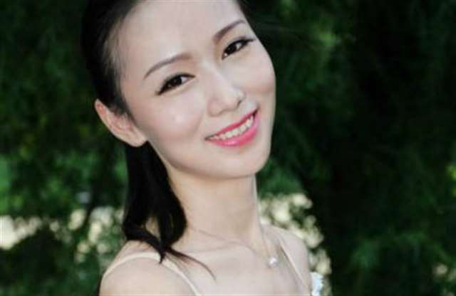 他当他兄弟面要我 当着几人的面强要我