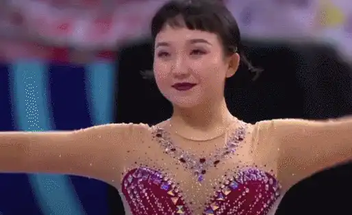  没钱交房租只能以肉身给房东 赤裸裸的交易，暴露无遗