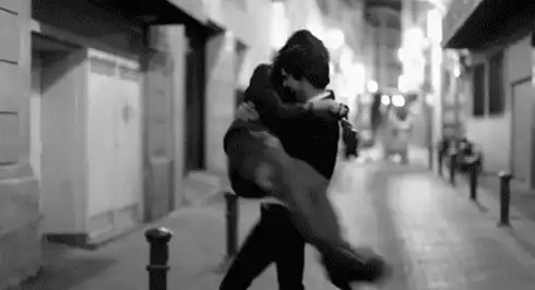 夫妻间最伤人的4句话,句句像刀子!你说过几句?