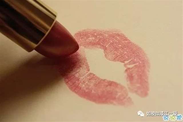 与爱情有关的朋友圈说说带图片 余生有你我好欢喜