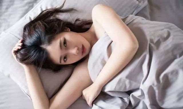 女人最爱听的10句情话 甜到炸的高级情话