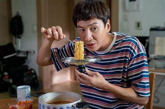 两个男孩子怎么做不可描述的事情