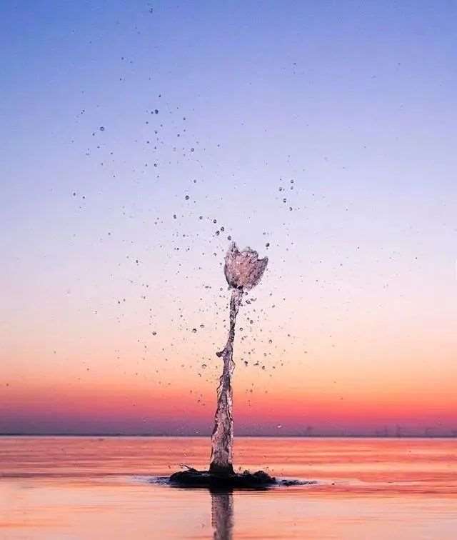 悲伤的句子:很累却强颜欢笑的伤感句子,极度虐心,句句都是心事!