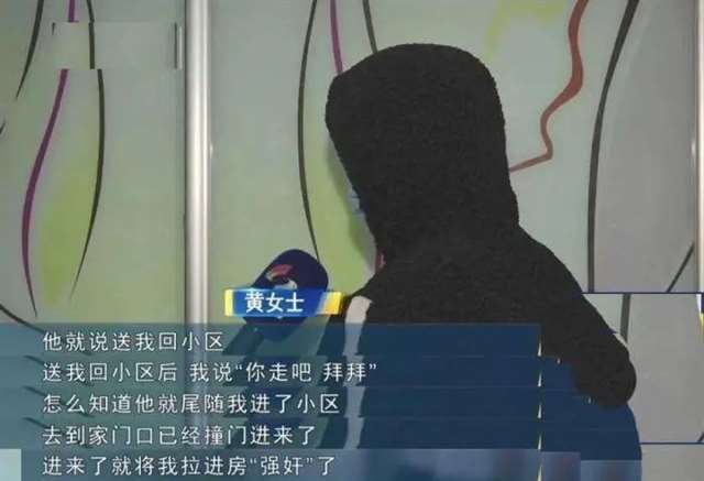 离异少妇饥渴难耐 仓库里熟妇的肉欲