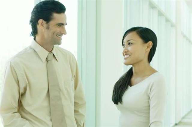 和40岁的女人来电了 睡了40岁多岁的女人