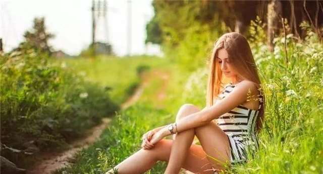 描写情感的句子大全:每个人的心中都有一个漂流瓶