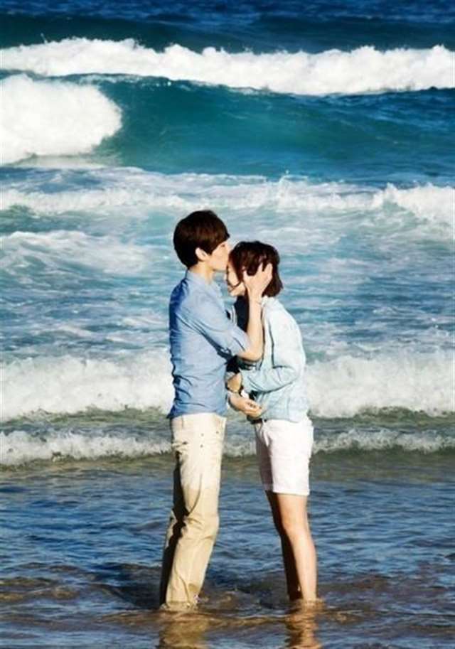 女邻居少妇的蕾丝内裤小说 和丰满邻居少妇偷爱