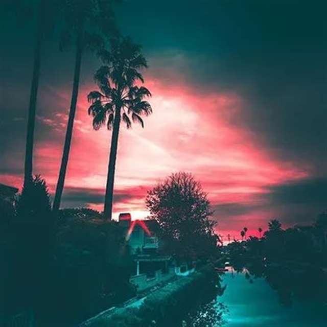 与“晚霞”有关的文案句子 ||落日黄昏晓,清风衬晚霞.