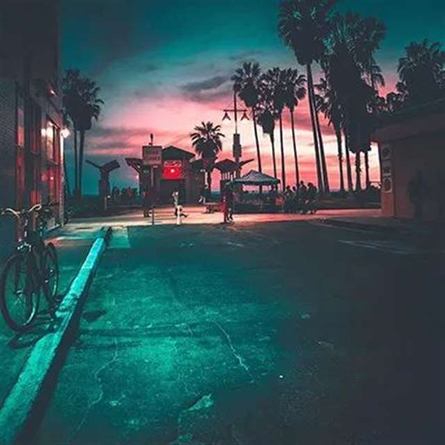 与“晚霞”有关的文案句子 ||落日黄昏晓,清风衬晚霞.