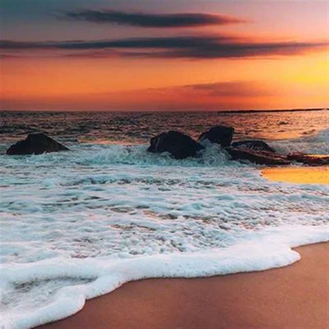 与“晚霞”有关的文案句子 ||落日黄昏晓,清风衬晚霞.