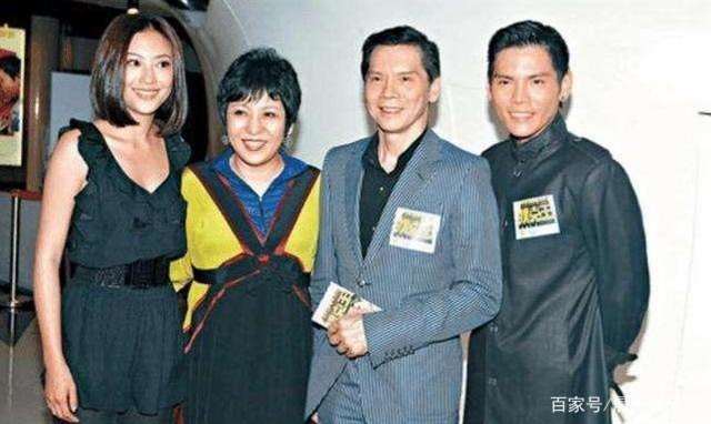 和少妇的一段情史 在酒店落地玻璃窗前做