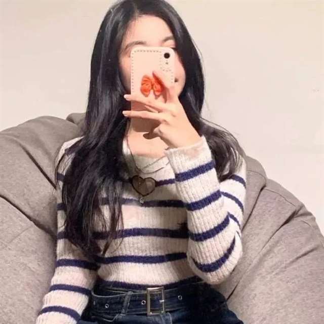 一瞬间情绪崩溃的句子 伤感心痛