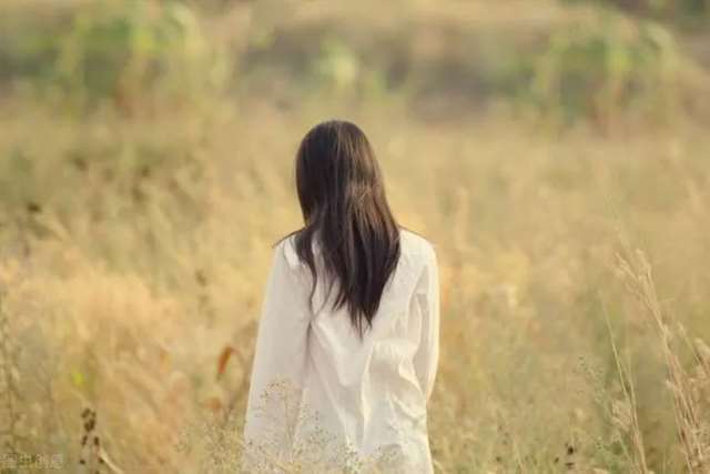 成年人一秒泪崩的句子,成人一瞬间的崩溃说说