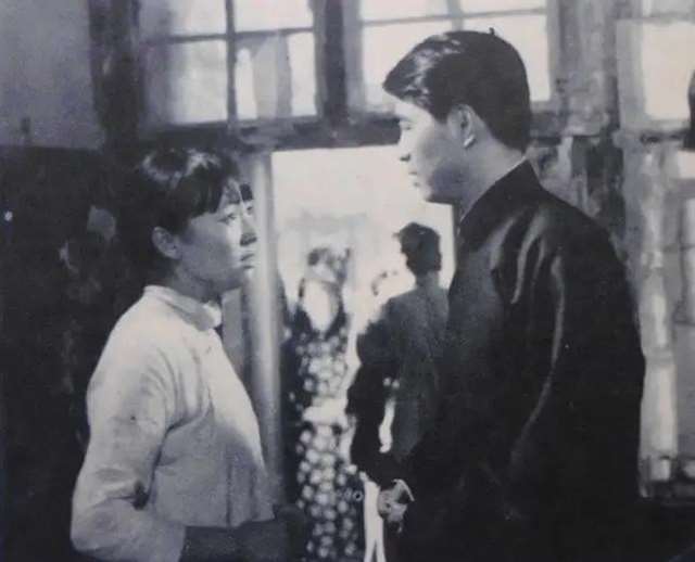 sm调教乳夹哭叫求饶h 挺进老师的玉门