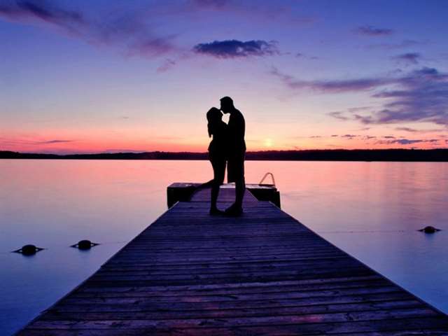 一句话诠释爱的最高境界             只字不提爱,句句都是爱        