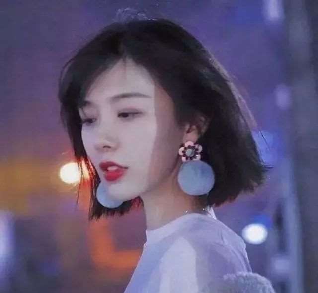 写给爱而不得的人 伤感句 句句揪心