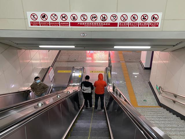 最后一班末班车故事