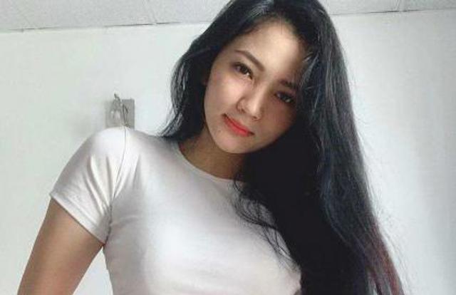 少妇去会所做全套按摩小说，这服务真让我爽