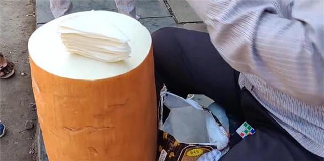  小洞饿了想吃大香肠有声音馒头 这种东西？