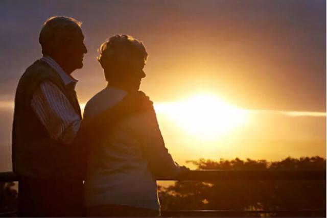 把40岁的阿姨办理了