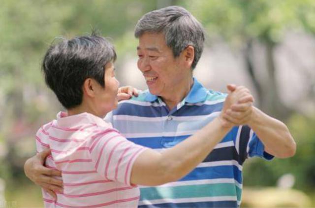 把40岁的阿姨办理了