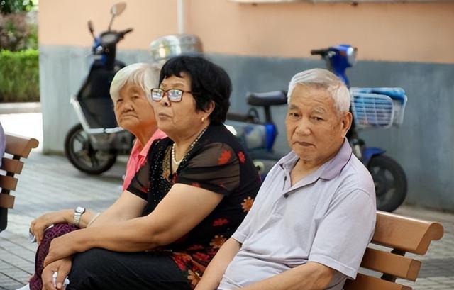 把40岁的阿姨办理了