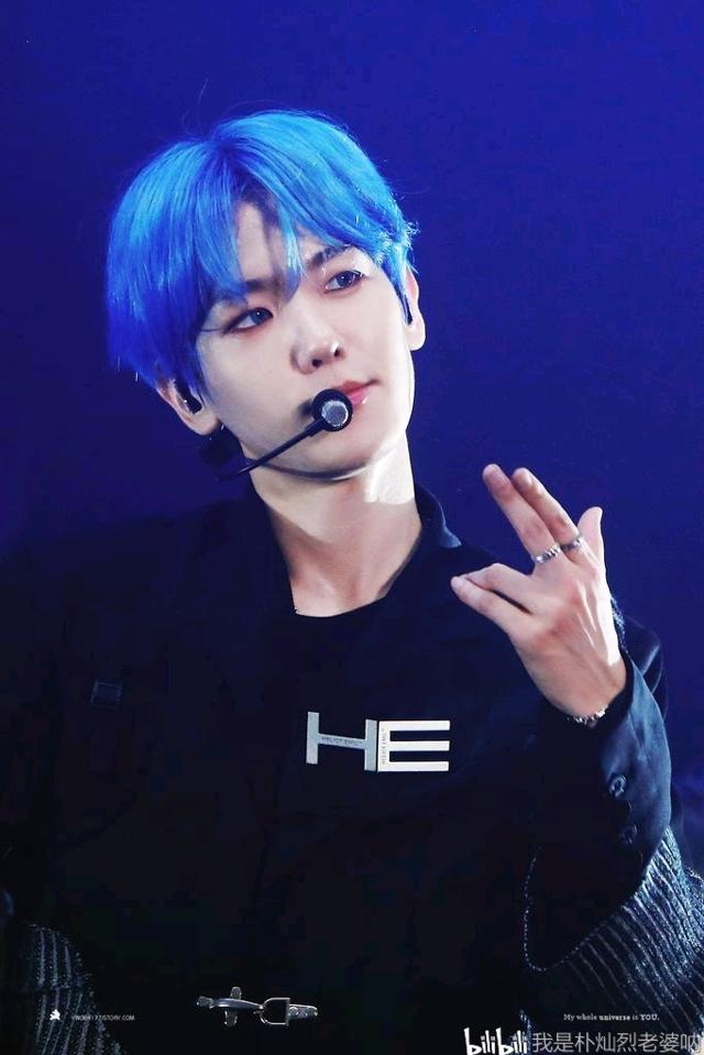 姐姐我帮你,我帮你涂身体乳.