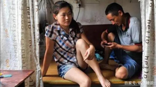 工地男女混住 工地夫妻这太丢人了