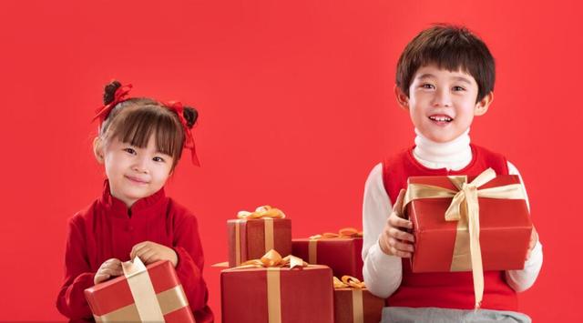 朋友圈最美的小年祝福语，愿你卡里有钱，心中有爱！