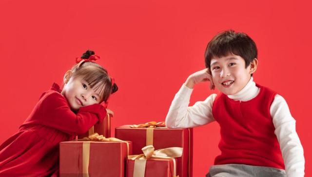 朋友圈最美的小年祝福语，愿你卡里有钱，心中有爱！