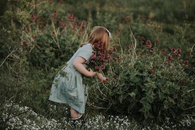 不免让人难过的句子，看到一半潸然泪下！