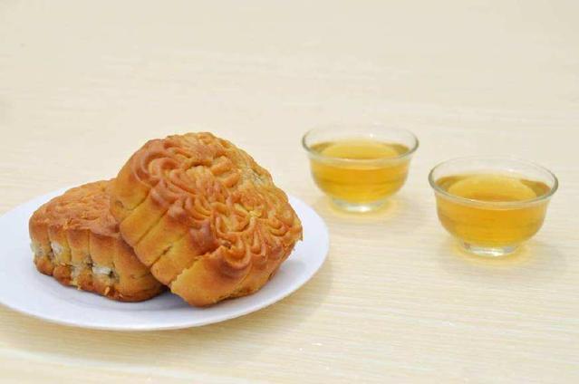 最火中秋祝福语，祝您中秋快乐，团团圆圆！