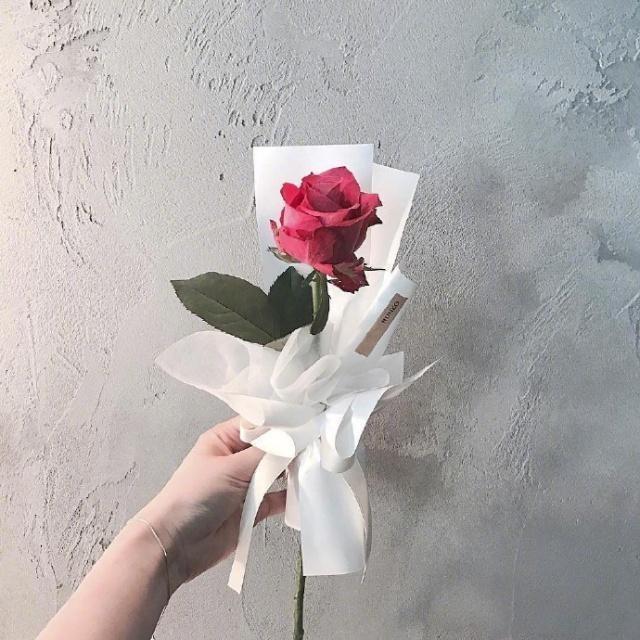 关于爱情的简短句子，唯美走心，让人过目不忘！