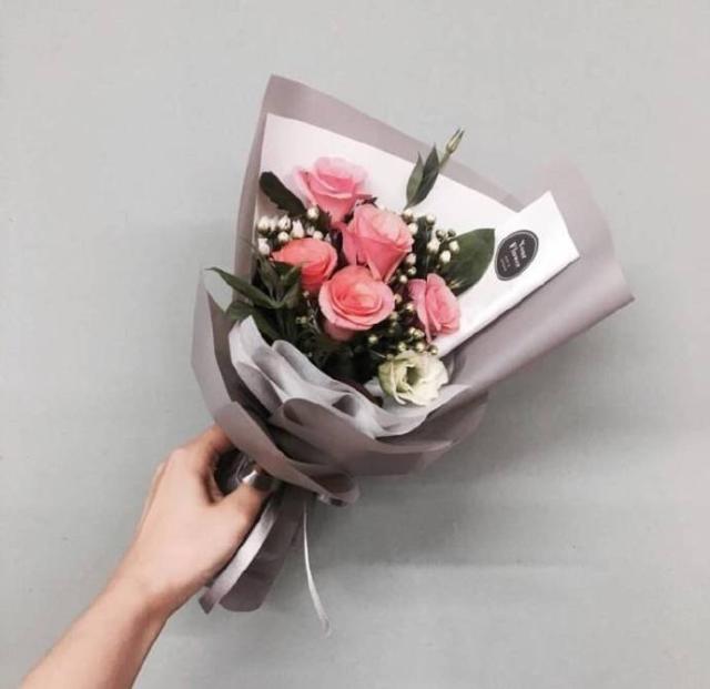 母亲节感恩祝福短信，温暖贴心，快选一句送给妈妈！