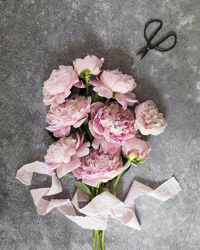 五一国际劳动节祝福语图片，简短精致，句句走心！